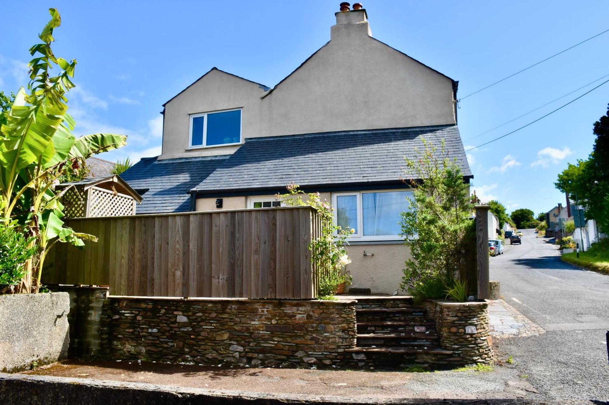 Spacious Cottage In The Village Of Wembury 外观 照片