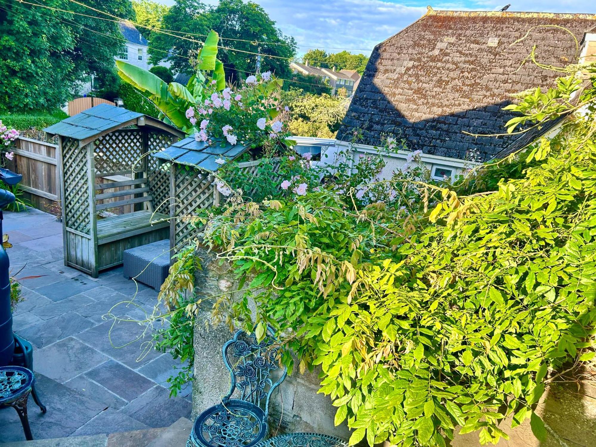 Spacious Cottage In The Village Of Wembury 外观 照片